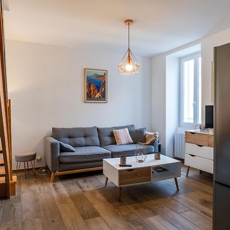 شقة Duplex En Plein Centre بروبرِيانّو المظهر الخارجي الصورة
